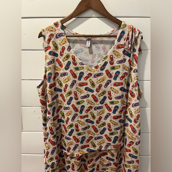 Colorful Flip-Flop Print Sleeveless Tunic - Miss Nikky - Size XXL - Picture 6 of 10